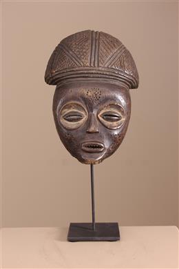 Masque Lwena, Angola